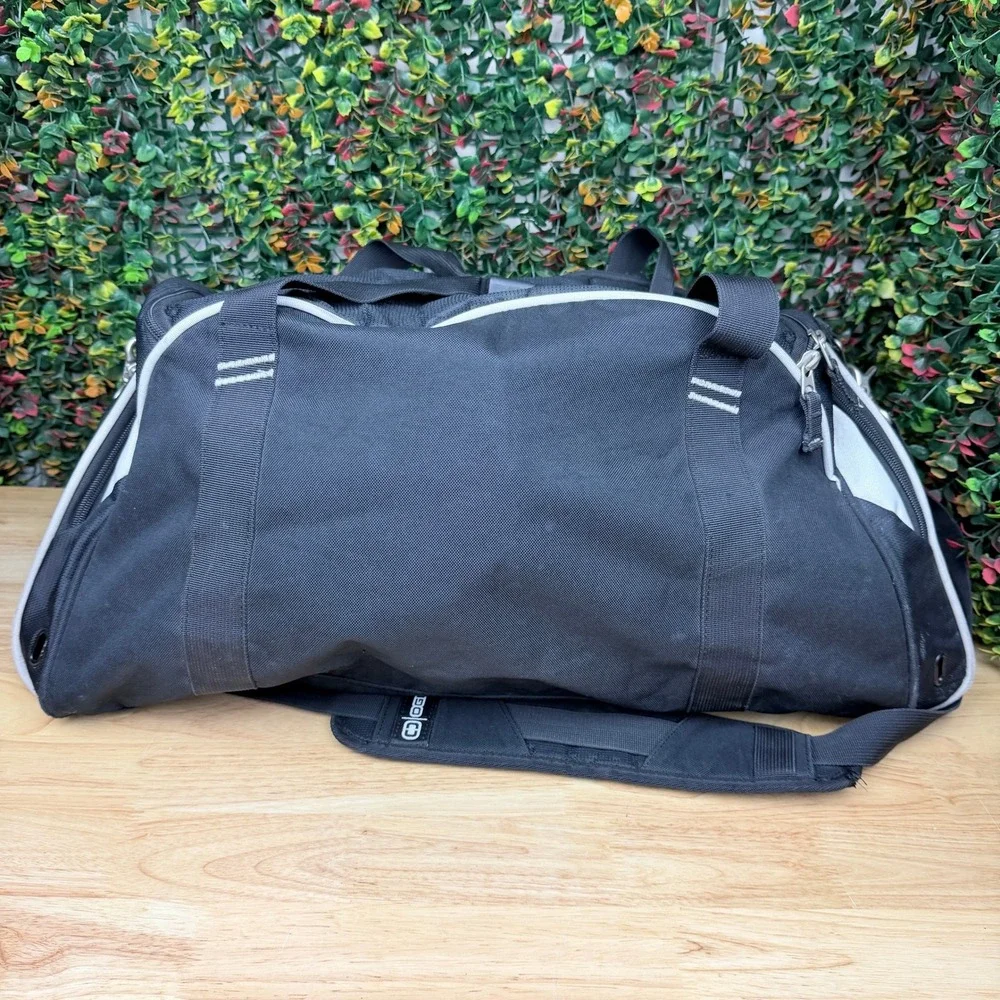 OGIO All Terrain Black Silver Athletic Duffel Bag Padded Strap Travel Gym Bag